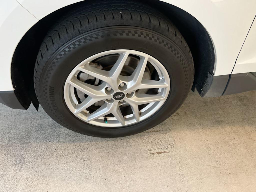 Thumbnail: 2023 Ford Edge - 7