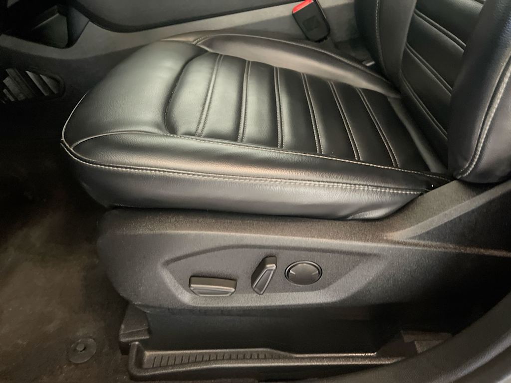 Thumbnail: 2024 Ford Edge - 21