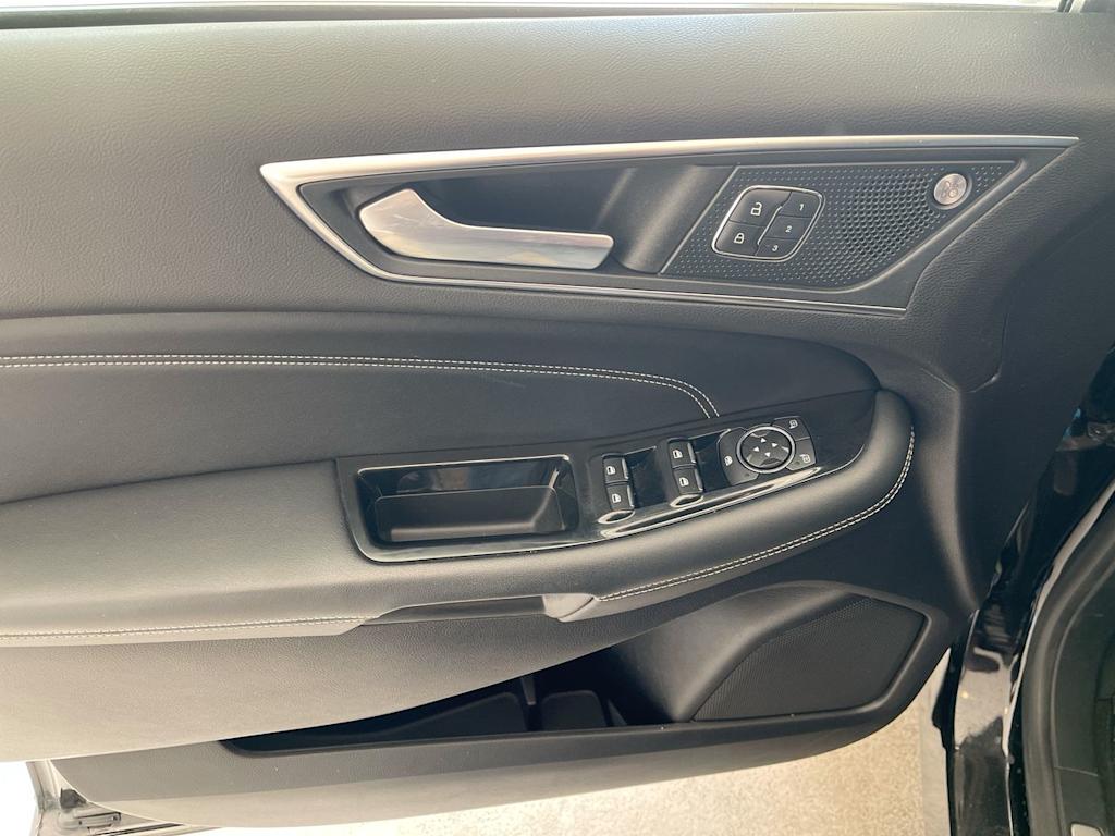 Thumbnail: 2019 Ford Edge - 23