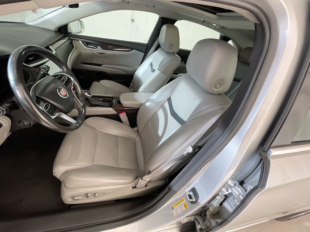 Thumbnail: 2015 Cadillac XTS - 9