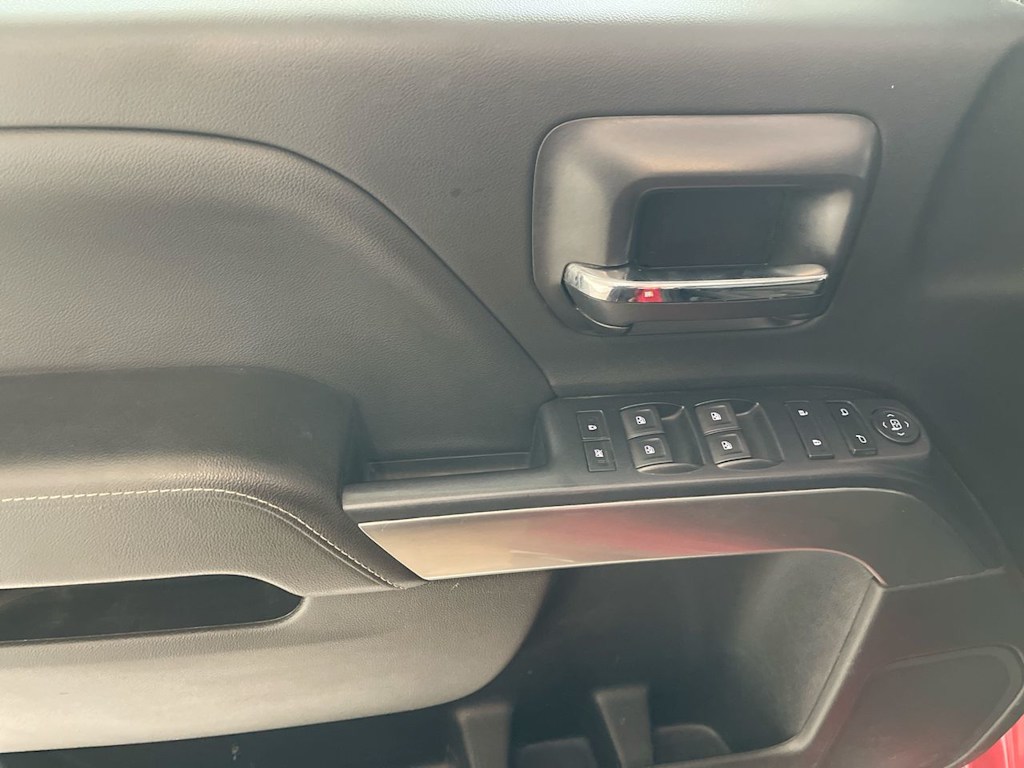 Thumbnail: 2019 Chevrolet Silverado 1500 - 22