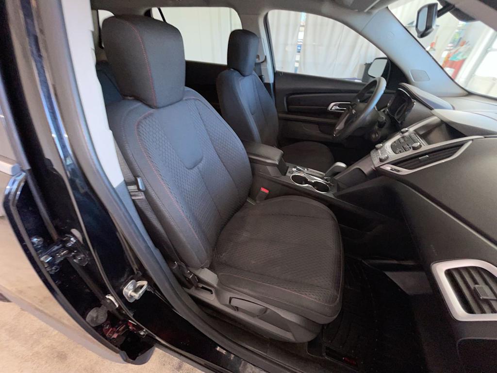 Thumbnail: 2015 GMC Terrain - 25