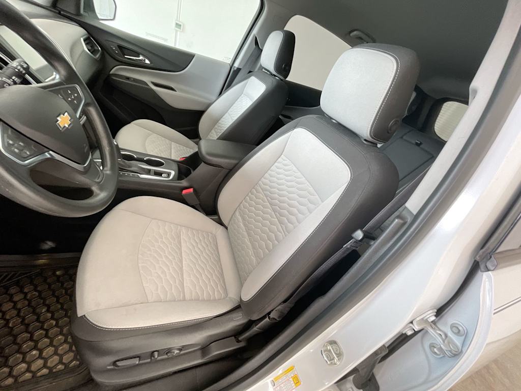 Thumbnail: 2018 Chevrolet Equinox - 9