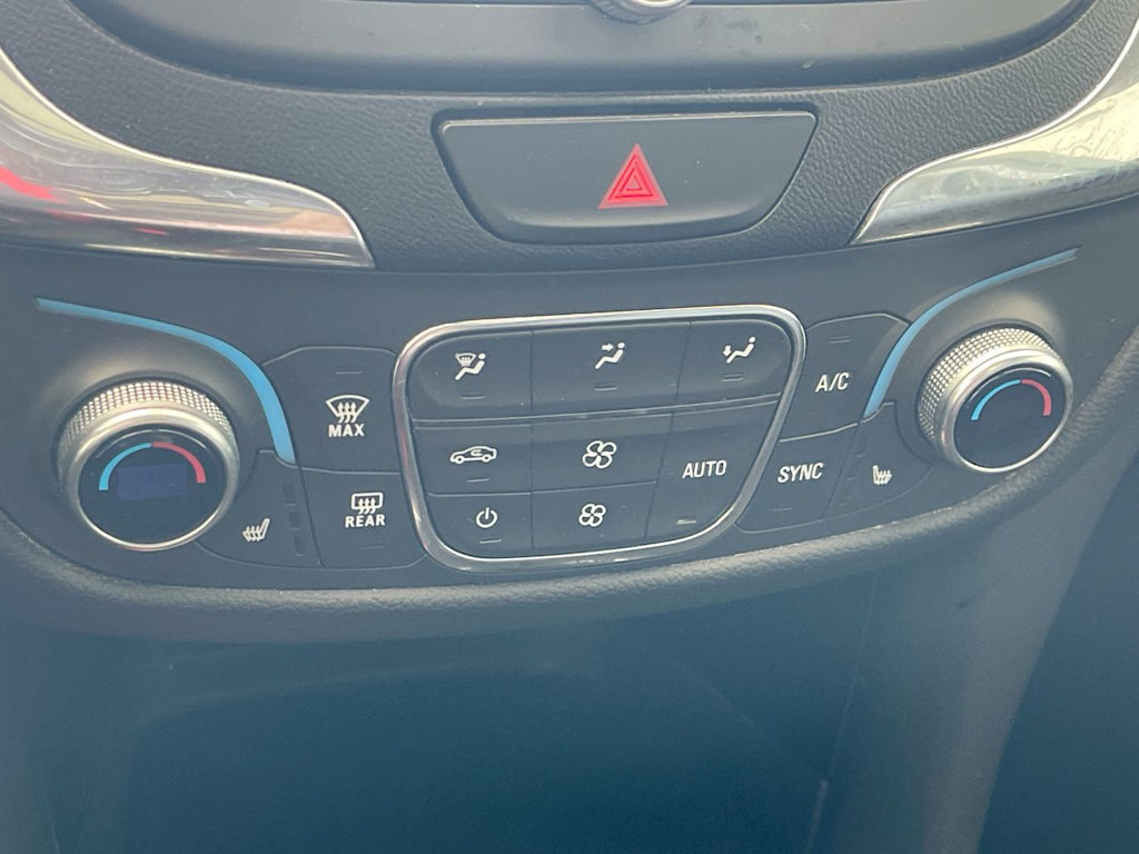 Thumbnail: 2019 Chevrolet Equinox - 26