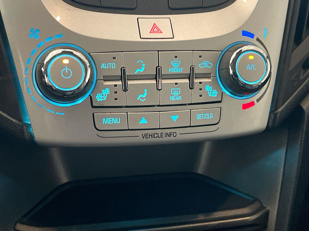 Thumbnail: 2016 Chevrolet Equinox - 25