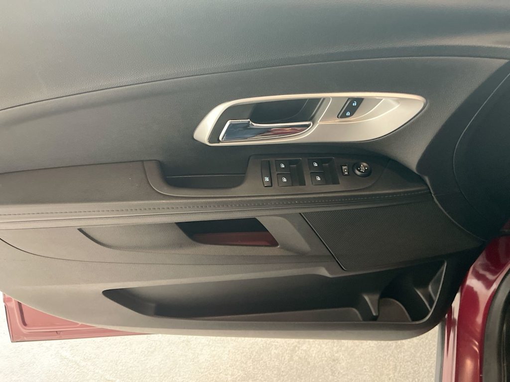 Thumbnail: 2016 Chevrolet Equinox - 23