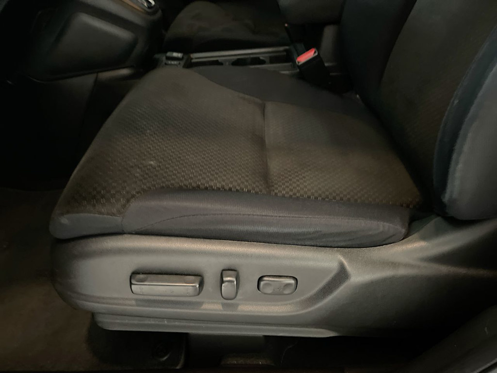 Thumbnail: 2016 Honda CR-V - 21