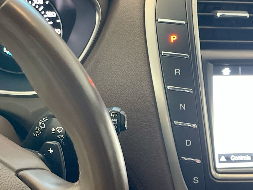 Thumbnail: 2017 Lincoln MKX - 26