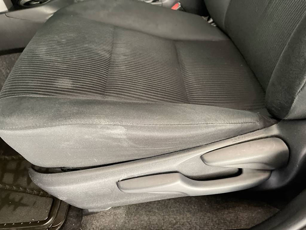 2016 Toyota RAV4 LE 19