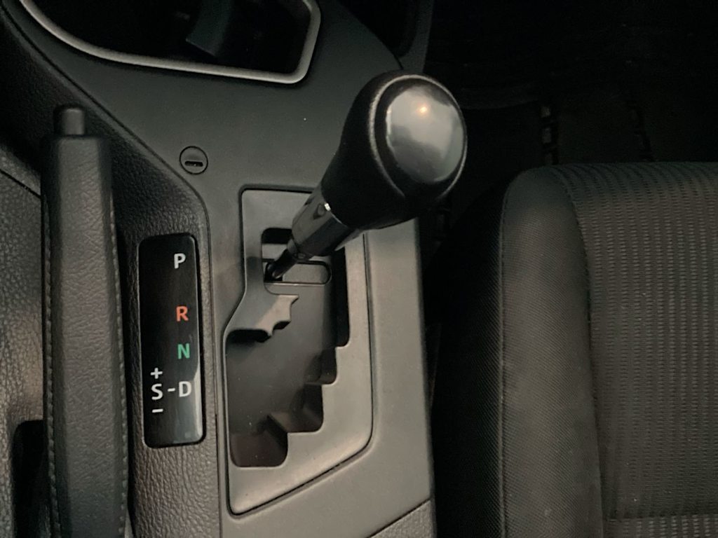 2016 Toyota RAV4 LE 12