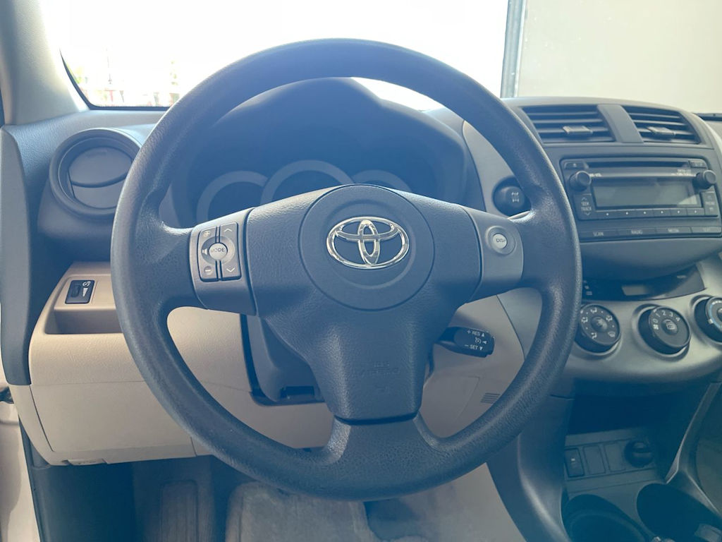 Thumbnail: 2012 Toyota RAV4 - 2