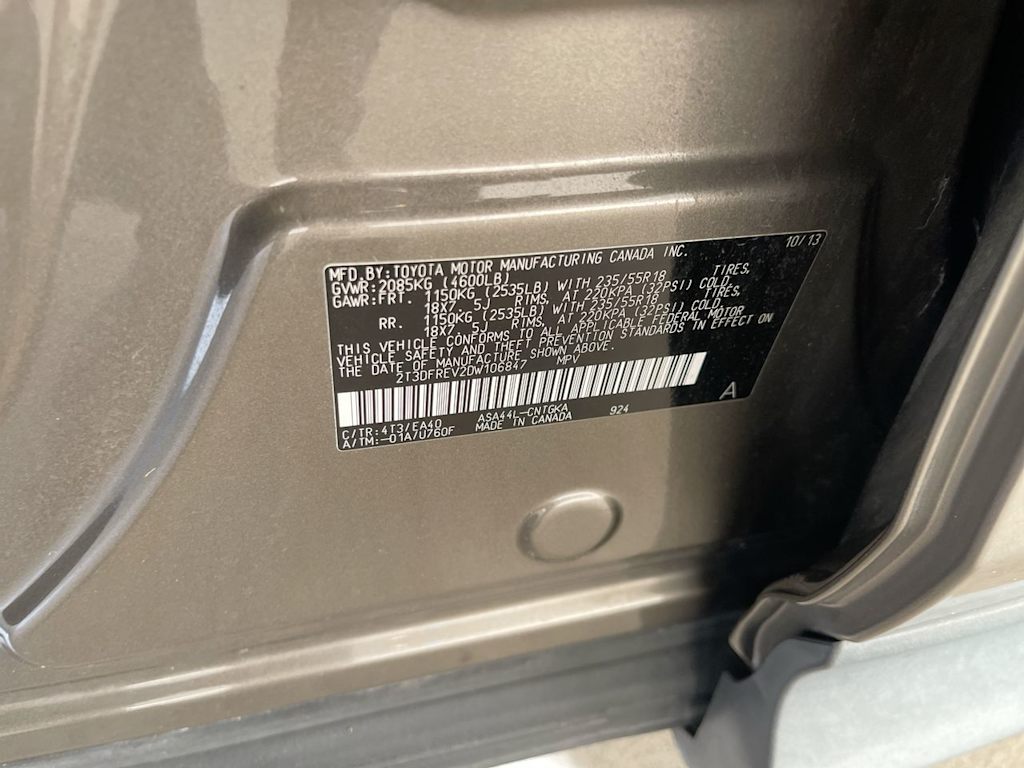 Thumbnail: 2013 Toyota RAV4 - 16