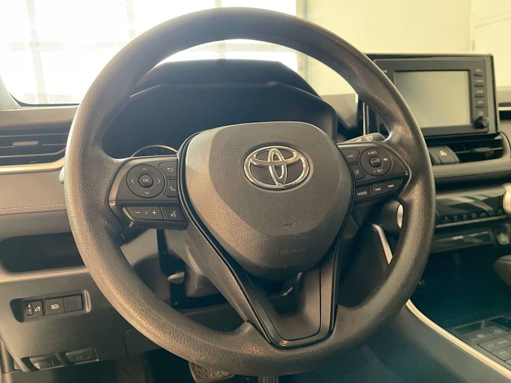 Thumbnail: 2019 Toyota RAV4 - 2