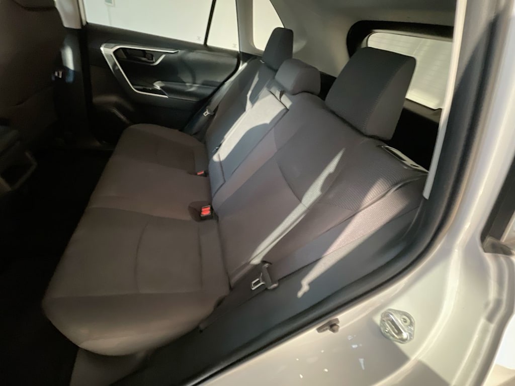 Thumbnail: 2019 Toyota RAV4 - 11