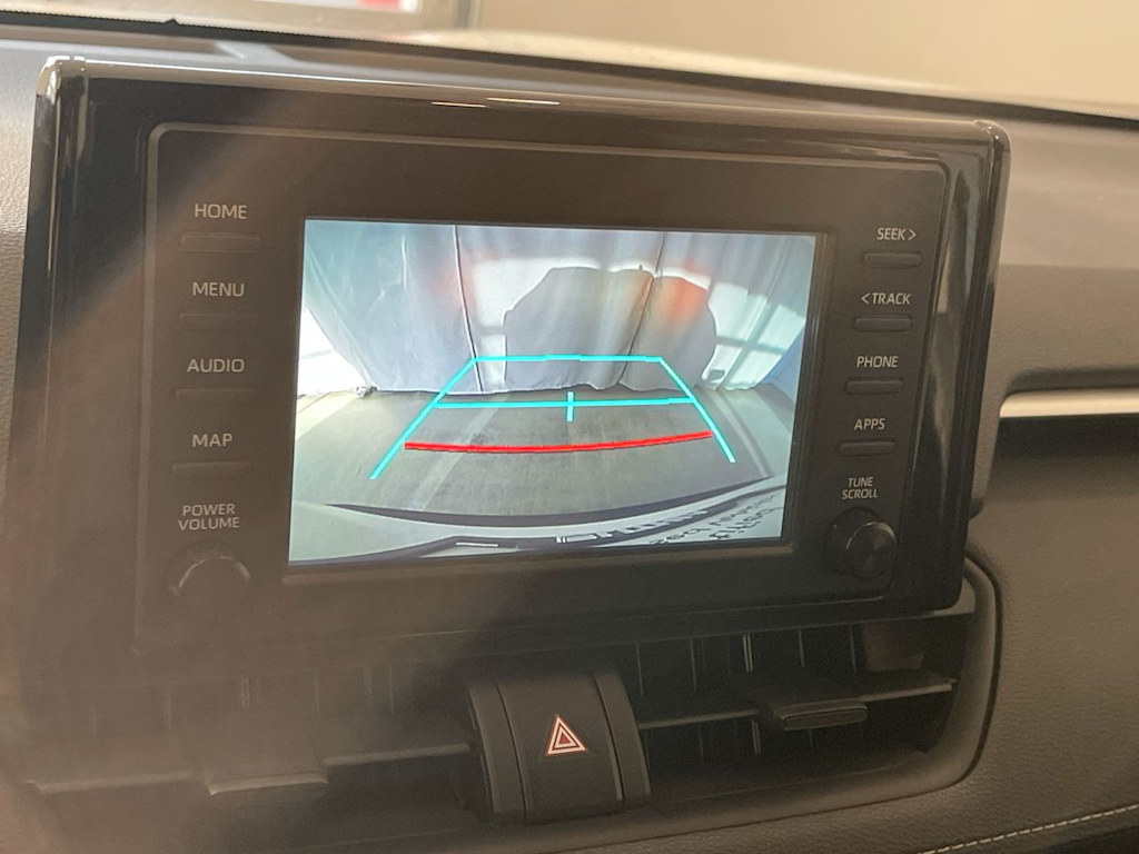 Thumbnail: 2019 Toyota RAV4 - 24