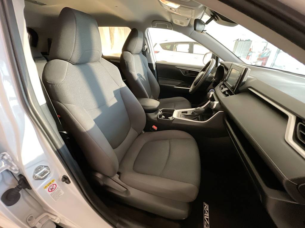 Thumbnail: 2019 Toyota RAV4 - 27