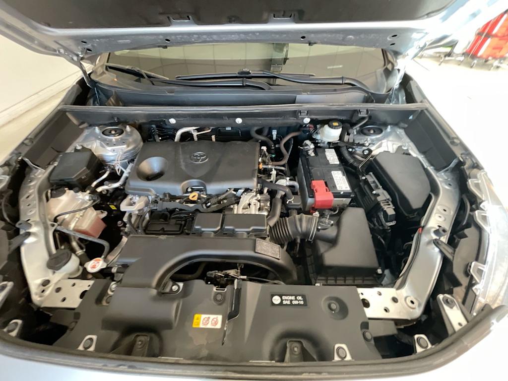 Thumbnail: 2021 Toyota RAV4 - 8