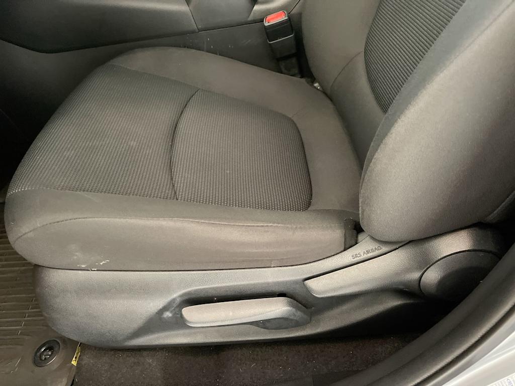 Thumbnail: 2021 Toyota RAV4 - 22