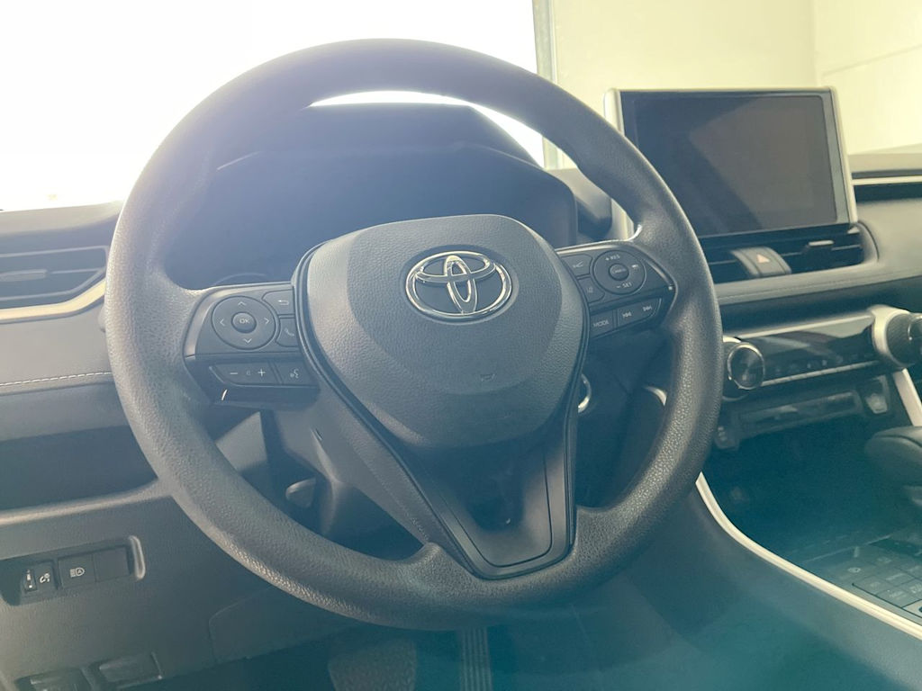 Thumbnail: 2025 Toyota RAV4 - 2