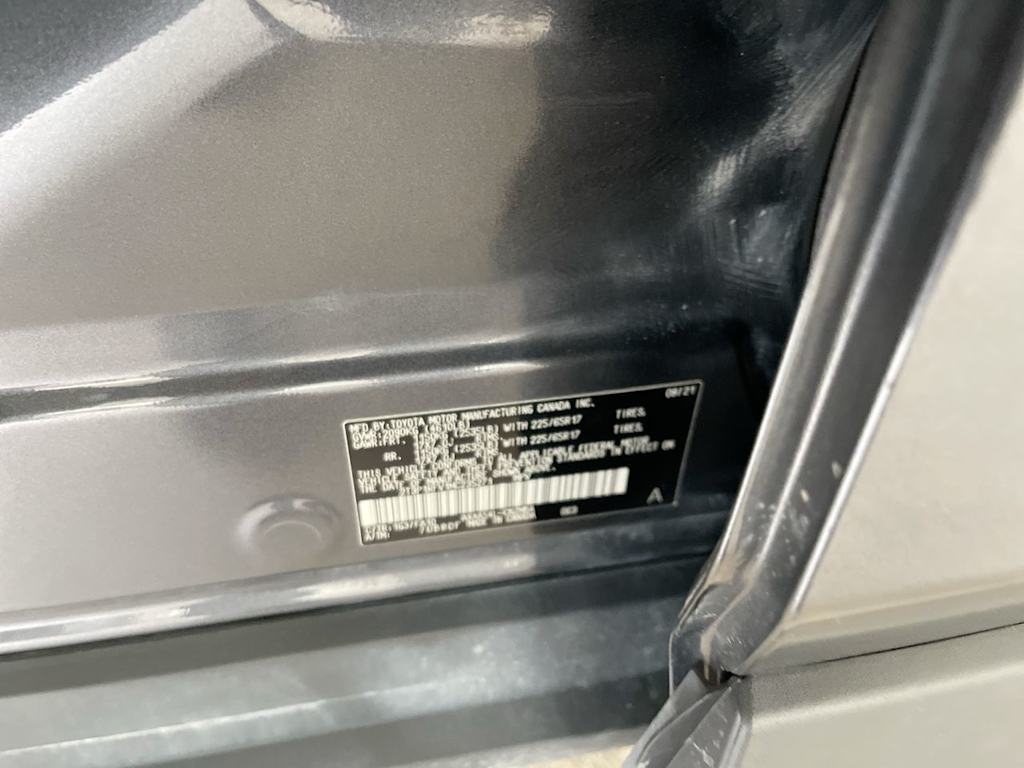 Thumbnail: 2021 Toyota RAV4 - 7