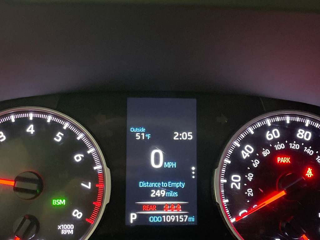 Thumbnail: 2021 Toyota RAV4 - 15