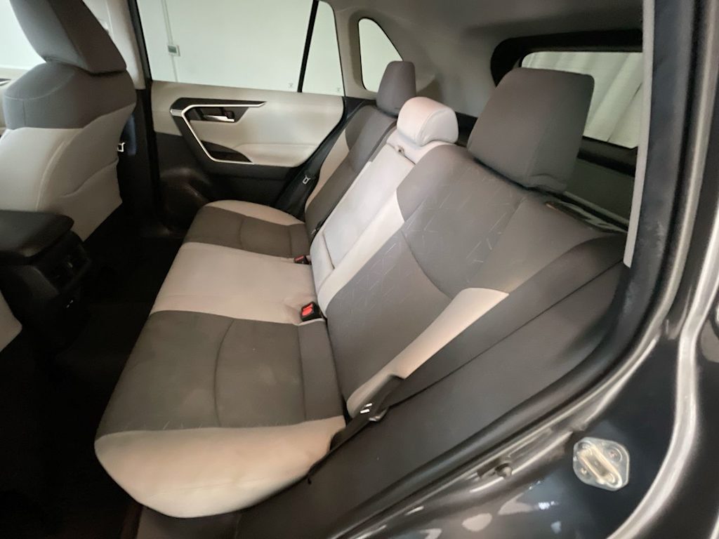 Thumbnail: 2021 Toyota RAV4 - 12