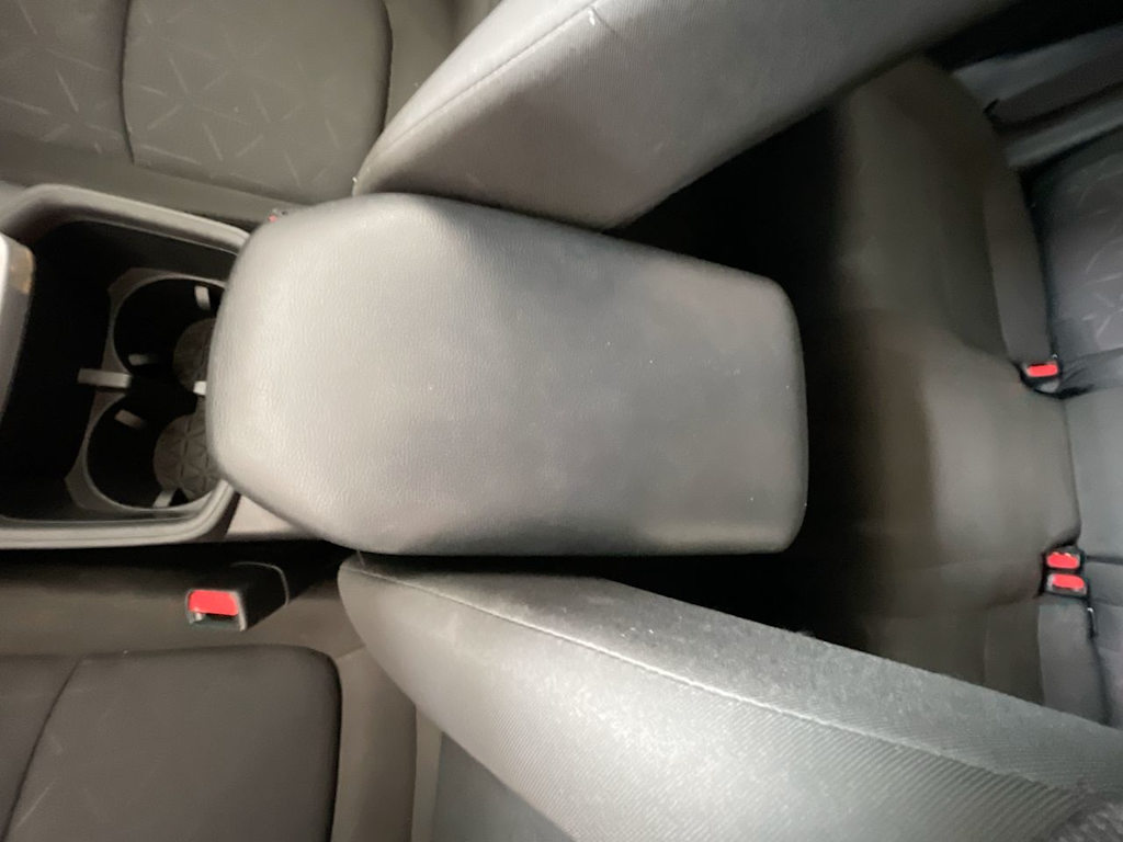 Thumbnail: 2025 Toyota RAV4 - 10