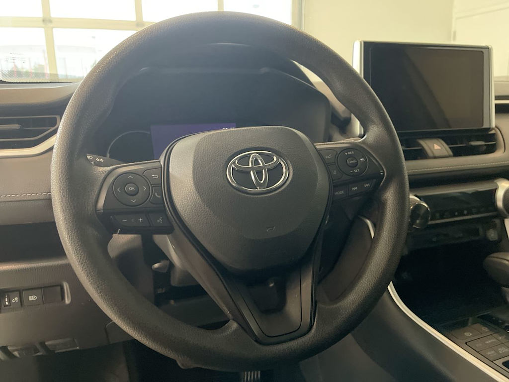 Thumbnail: 2025 Toyota RAV4 - 2