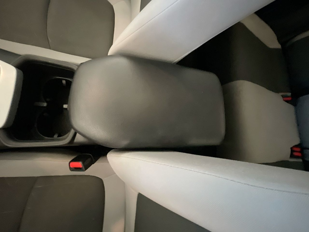 Thumbnail: 2025 Toyota RAV4 - 9