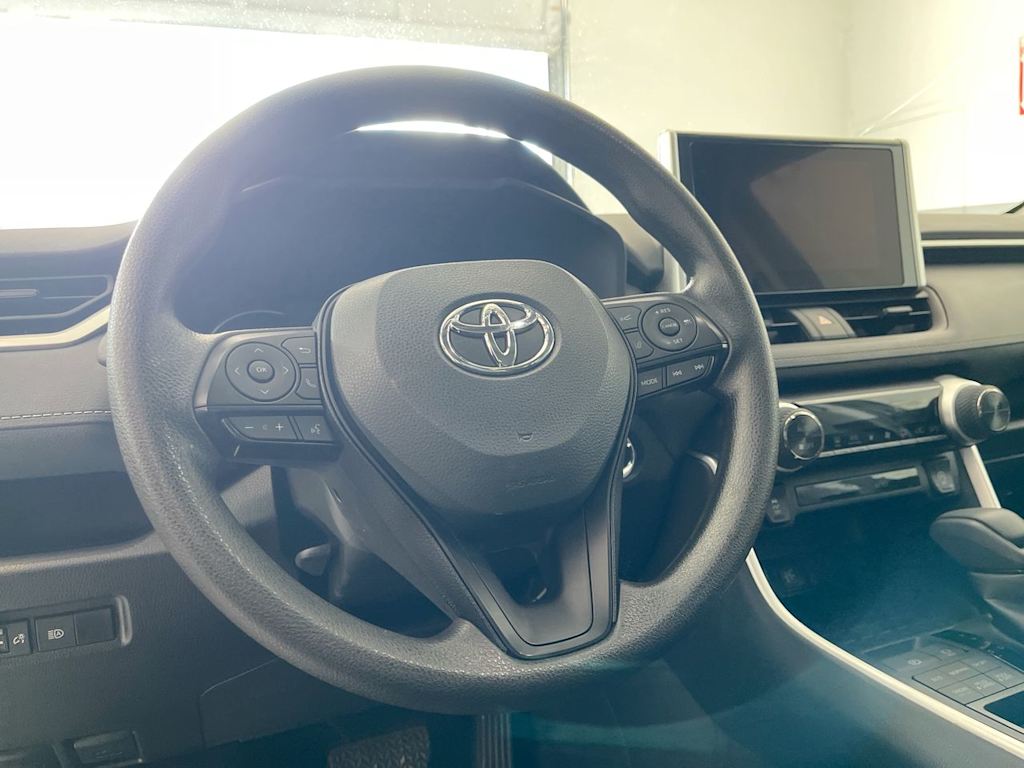 Thumbnail: 2025 Toyota RAV4 - 2