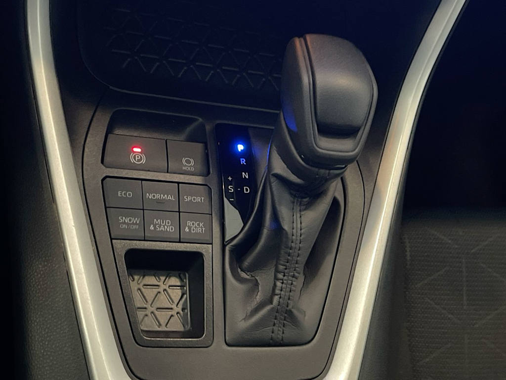 Thumbnail: 2025 Toyota RAV4 - 13