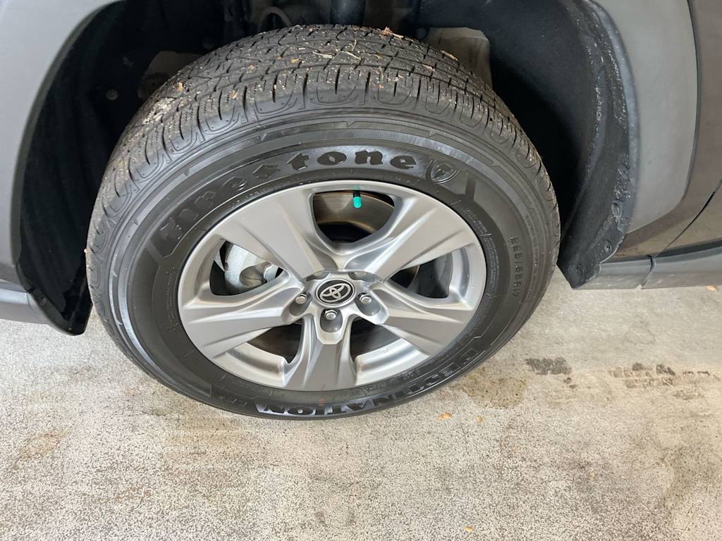 Thumbnail: 2025 Toyota RAV4 - 7