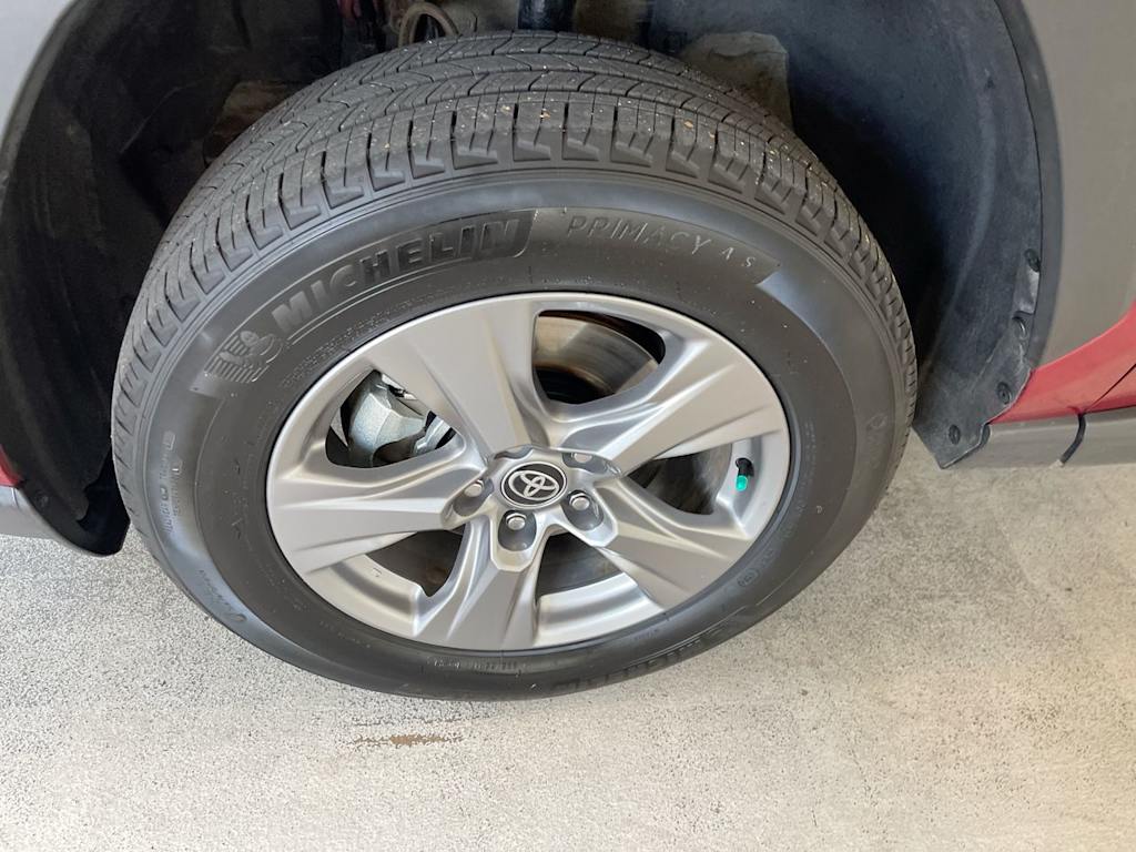 Thumbnail: 2025 Toyota RAV4 - 7