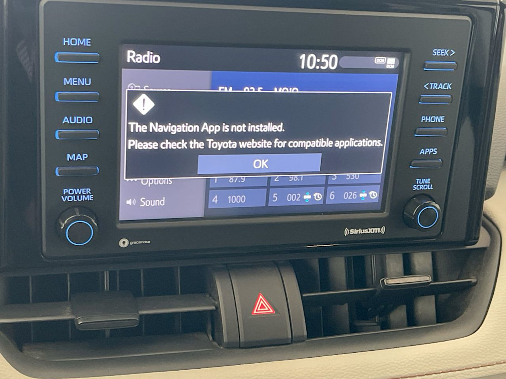 Thumbnail: 2021 Toyota RAV4 - 25