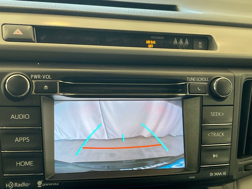 Thumbnail: 2018 Toyota RAV4 - 24