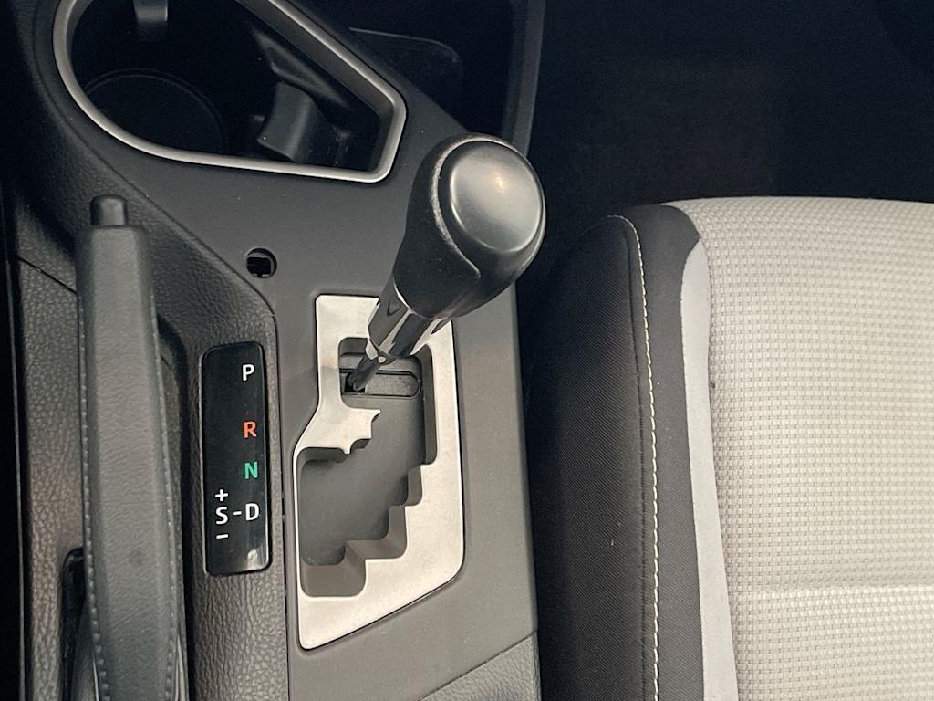 Thumbnail: 2018 Toyota RAV4 - 12