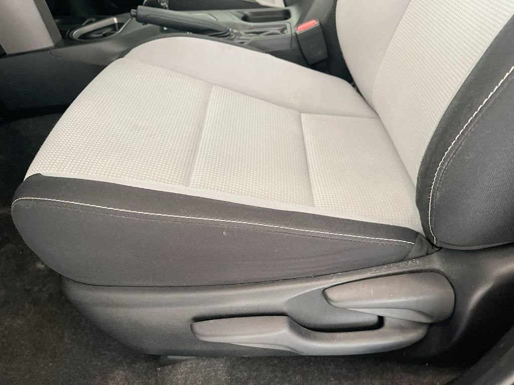 Thumbnail: 2018 Toyota RAV4 - 22