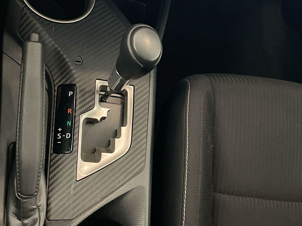 Thumbnail: 2013 Toyota RAV4 - 14