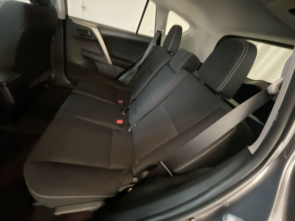 Thumbnail: 2013 Toyota RAV4 - 12