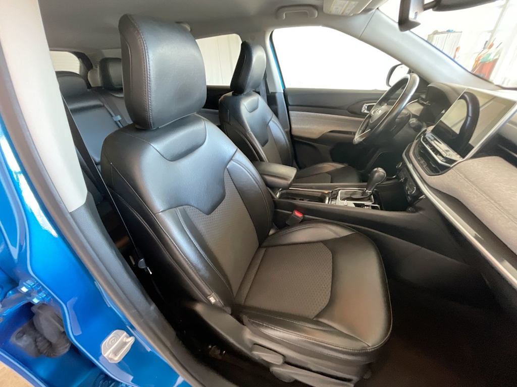 Thumbnail: 2022 Jeep Compass - 10