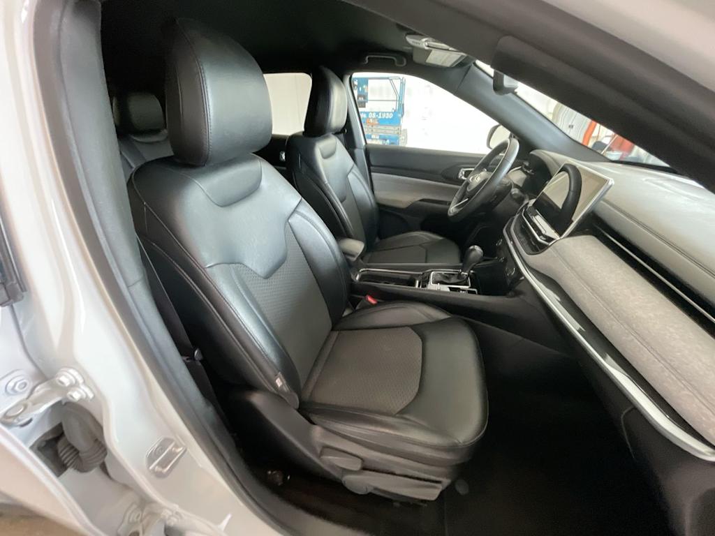 Thumbnail: 2024 Jeep Compass - 9