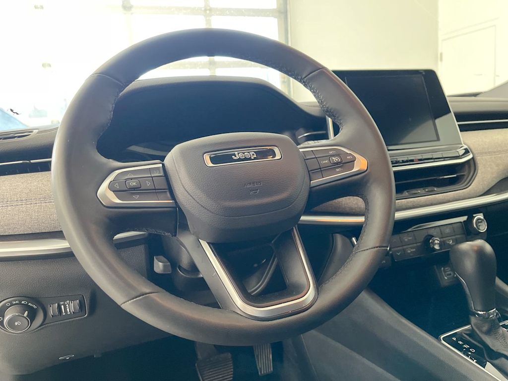 Thumbnail: 2025 Jeep Compass - 2