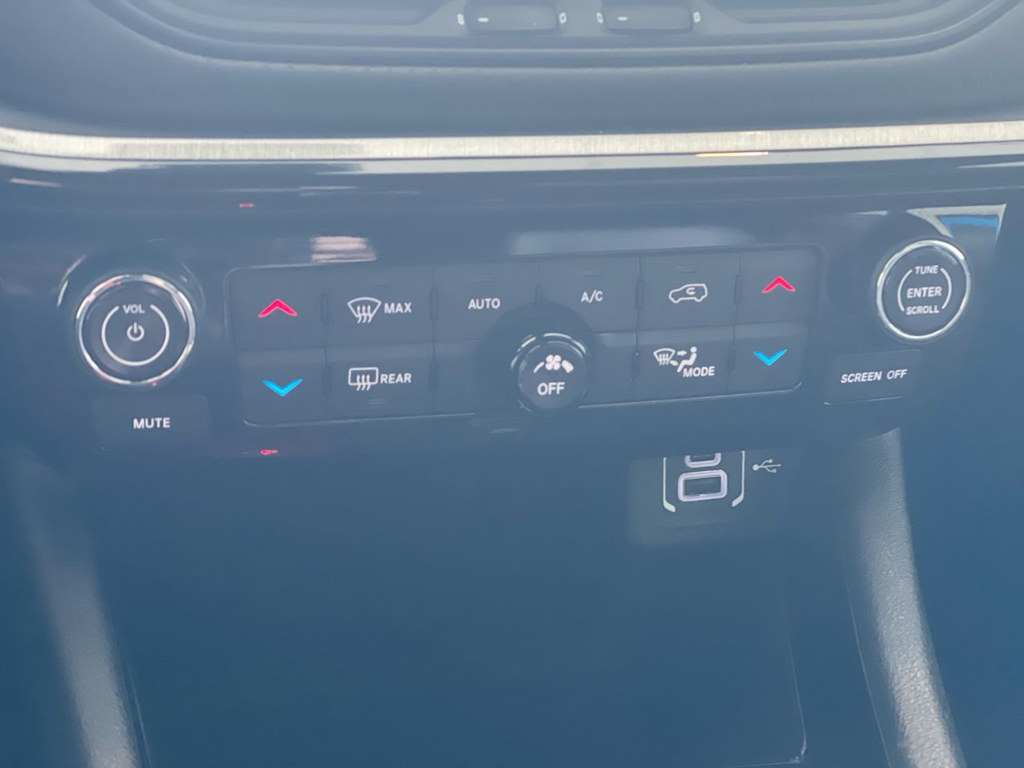 2023 Jeep Compass Trailhawk 24