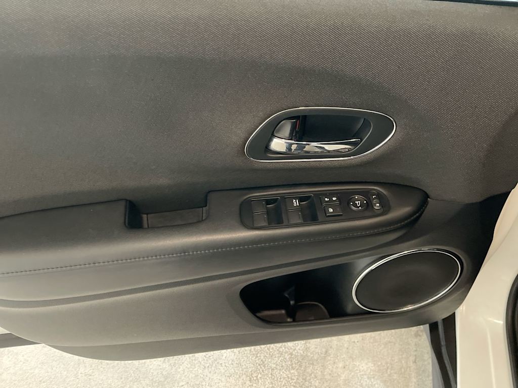 Thumbnail: 2019 Honda HR-V - 23