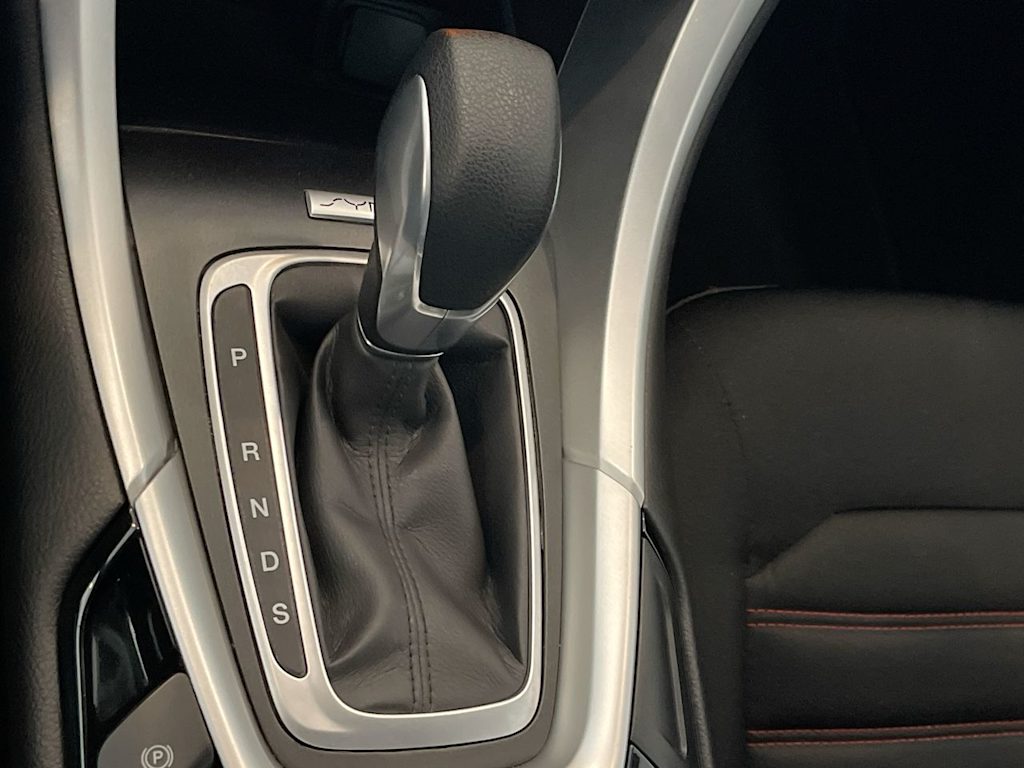 Thumbnail: 2016 Ford Fusion - 13