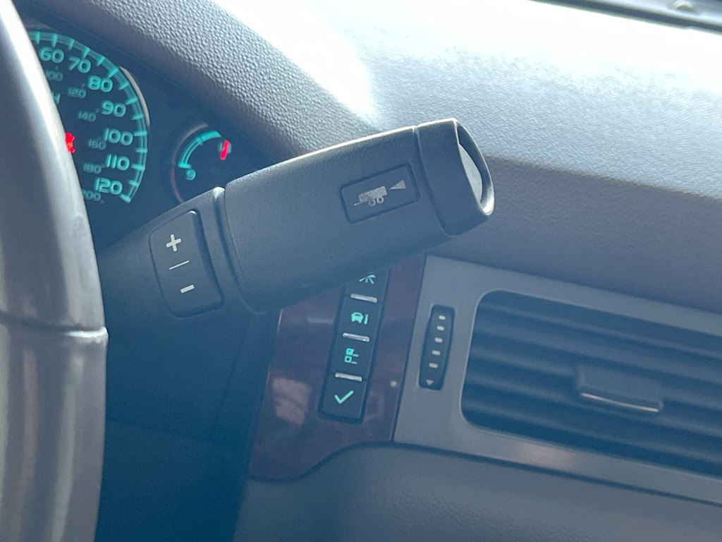 Thumbnail: 2011 Chevrolet Silverado 1500 - 8