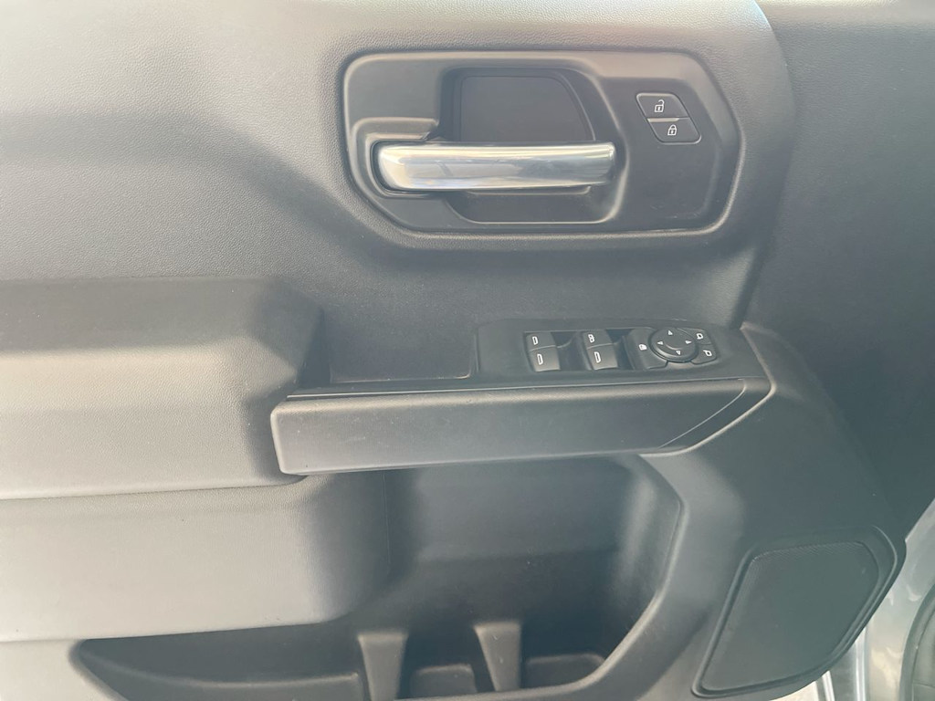 Thumbnail: 2021 Chevrolet Silverado 1500 - 21