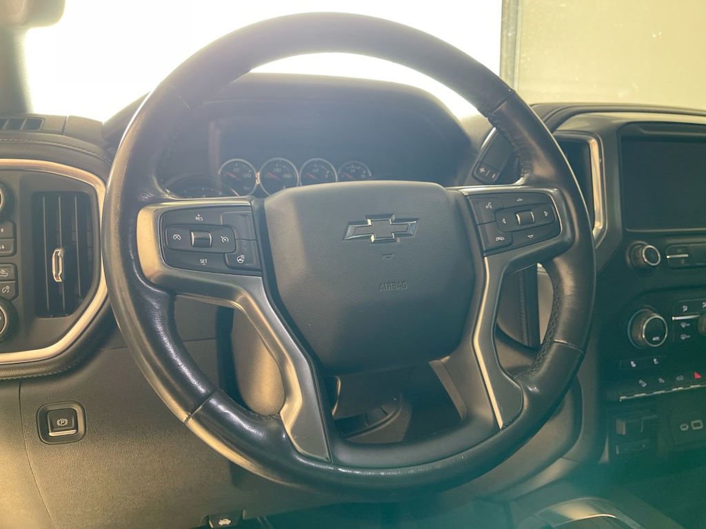 Thumbnail: 2021 Chevrolet Silverado 1500 - 2