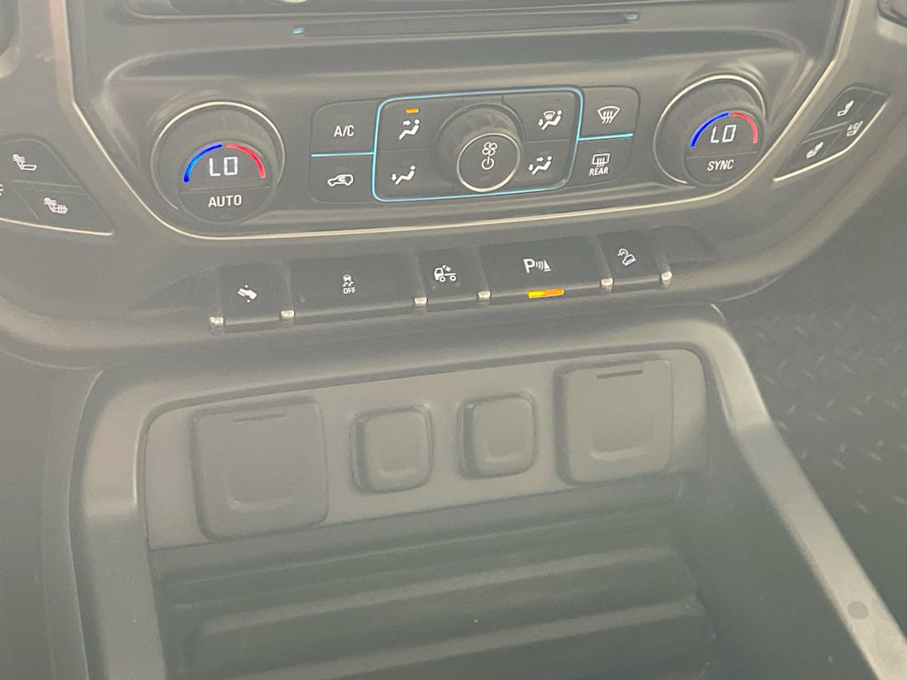 Thumbnail: 2014 Chevrolet Silverado 1500 - 25