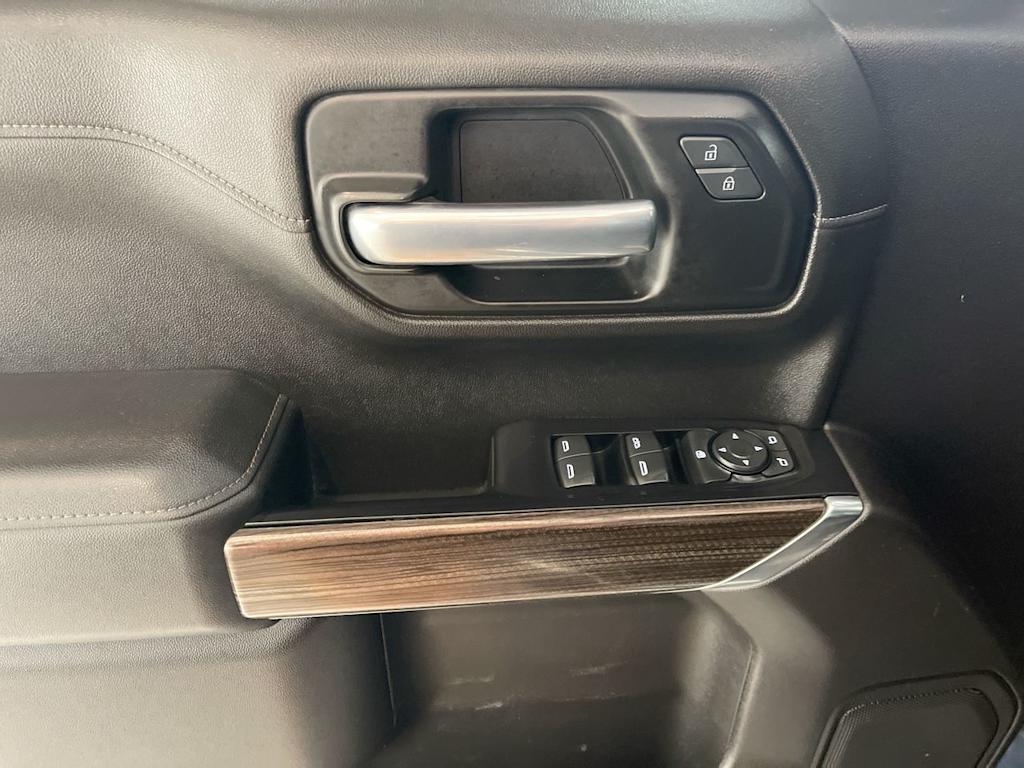 Thumbnail: 2020 Chevrolet Silverado 1500 - 22